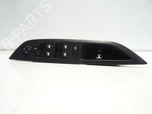 Used Left front window switch PEUGEOT 208 II (UB_, UP_, UW_, UJ_) 1.2 PureTech 75 (75 hp) 25221341