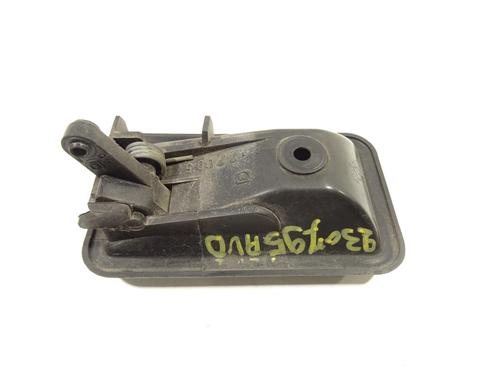 Used Front right interior door handle Front right interior door handle RENAULT MASTER I Van (T__) 28-35 2.4 D (71 hp) 21972788 21972788