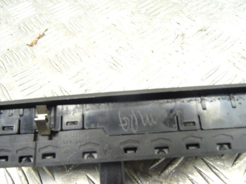 Left front window switch RENAULT MEGANE III Hatchback (BZ0/1_, B3_) 1.5 dCi (BZ09, BZ0D, BZ1W, BZ29, BZ14) | BP30104100I27