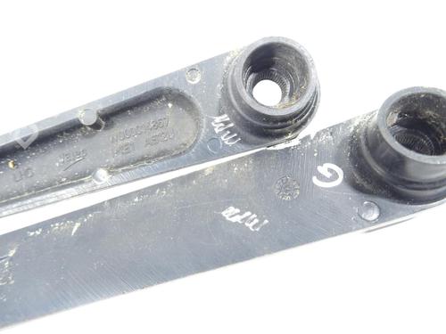 front-windshield-wiper-arm-nissan-juke-f15-2010-2011-2012-2013-2014-2015-2016-2017-2018-2019-35888146 main image