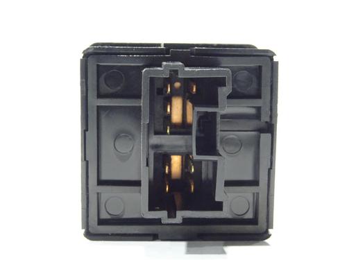 Used Switch Switch MITSUBISHI PAJERO III (V7_W, V6_W) 3.2 Di-D (V68W) (160 hp) 30459602 30459602