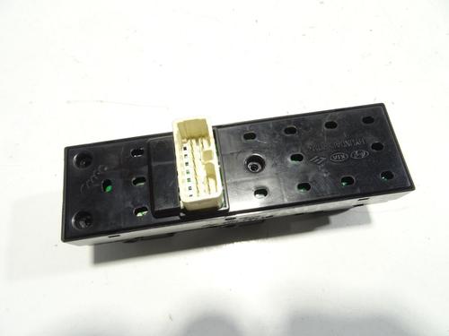 Left front window switch HYUNDAI TUCSON (JM) 2.0 CRDi | BP24656093I27 