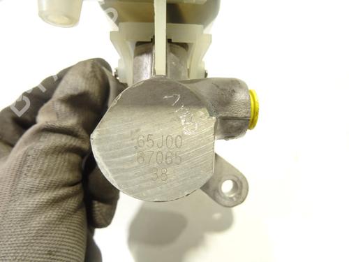 Brake master cylinder SUZUKI GRAND VITARA II (JT, TE, TD) 1.9 DDiS All-wheel Drive (JT419, TD44, JB419WD, JB419XD,... | BP26909176M77 