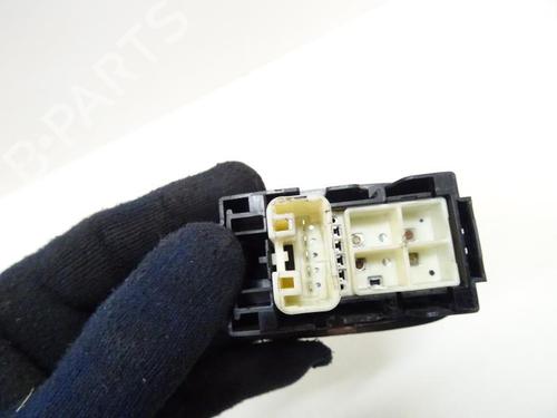 Used Left rear window switch Left rear window switch TOYOTA AURIS (_E15_) 1.4 D-4D (NDE150_, NDE150R) (90 hp) 20068319 20068319