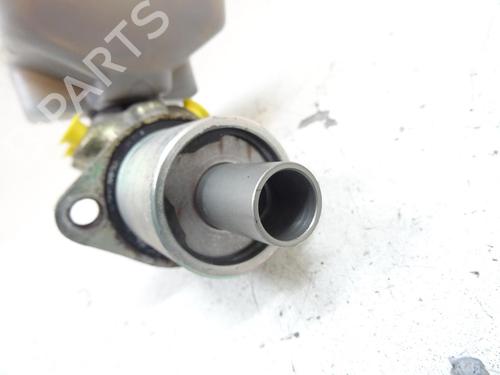 Used Brake master cylinder Brake master cylinder VW POLO II (86C, 80) 1.3 Cat (55 hp) 21972065 21972065