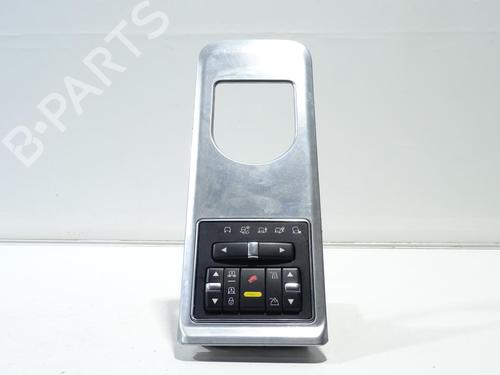 Used Electronic module LAND ROVER RANGE ROVER III (L322) 4.4 D 4x4 (313 hp) 28325590