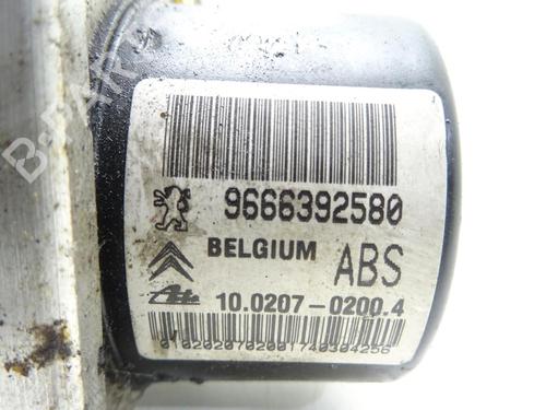 Used ABS pump ABS pump CITROËN C3 II (SC_) 1.4 HDi 70 (SC8HZC, SC8HR0, SC8HP4) (68 hp) 28325649 28325649
