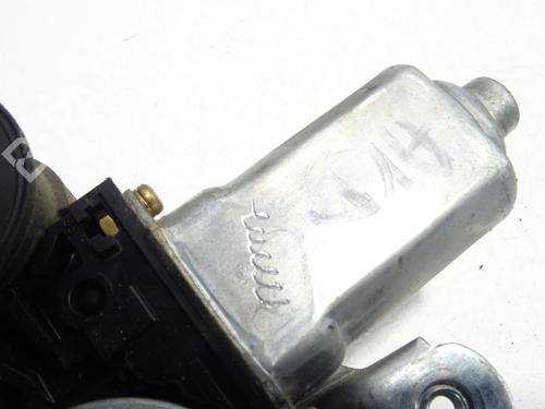 Used Front right window mechanism Front right window mechanism TOYOTA YARIS (_P1_) 1.4 D-4D (NLP10_, NLP10R) (75 hp) 33828861 33828861