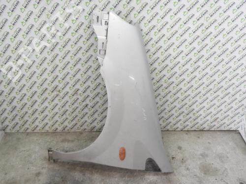 Used Left front fenders NISSAN ALMERA TINO (V10) [1998-2006]  21964544