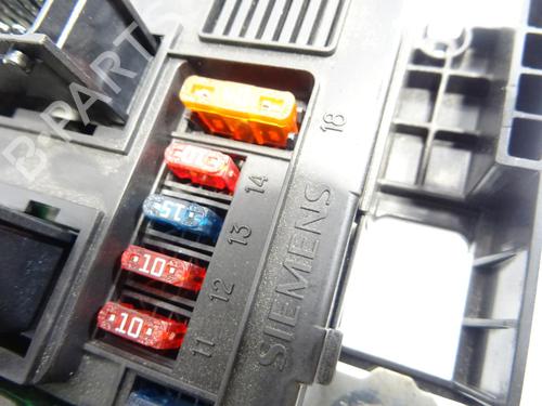 Fuse box CITROËN C5 I (DC_) 2.2 HDi (DC4HXB, DC4HXE) | BP28357770E1 