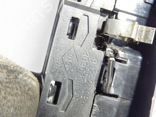 Left front window switch RENAULT SCÉNIC III (JZ0/1_) 1.5 dCi | BP38493599I27 - Image 3