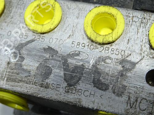 Used ABS pump ABS pump HYUNDAI SANTA FÉ II (CM) 2.2 CRDi GLS 4x4 (150 hp) 30357903 30357903