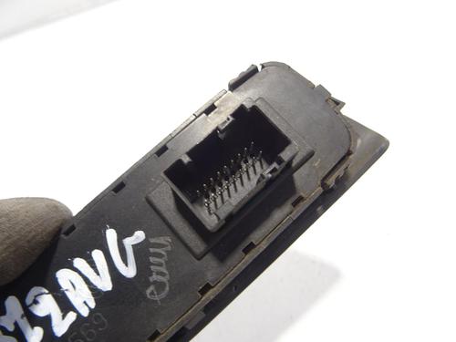 Used Left front window switch Left front window switch FIAT STILO Multi Wagon (192_) 1.9 D Multijet (120 hp) 28908431 28908431