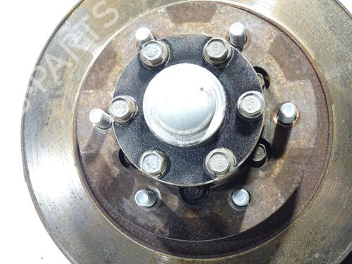 Used Left front steering knuckle Left front steering knuckle MITSUBISHI PAJERO SPORT I (K7_, K9_) 2.5 TD (K94W, K74T) (115 hp) 32981528 32981528