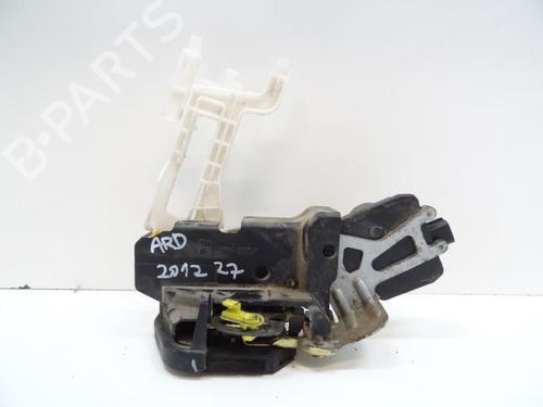 Rear right lock HYUNDAI SANTA FÉ I (SM) 2.0 CRDi 4x4 | BP20057684C99 