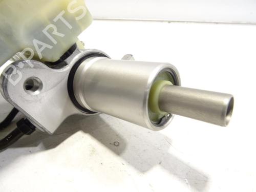 Brake master cylinder BMW 5 (E60) 530 d | BP29611535M77 