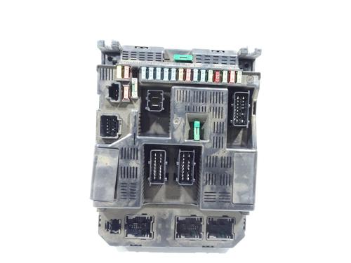 Used Fuse box PEUGEOT 307 (3A/C) 2.0 HDi 110 (107 hp) 32063853