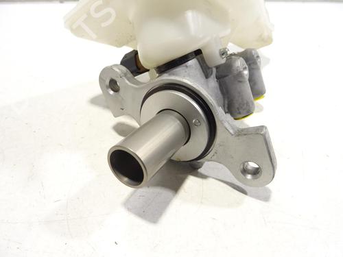 Brake master cylinder CITROËN C4 III (BA_, BB_, BC_) 1.2 Hybrid 136 (BAHPYJ) | BP29484592M77 