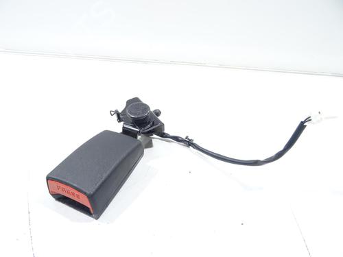 Used Seat buckle SSANGYONG TIVOLI 1.6 XDi 160 (115 hp) 32195846