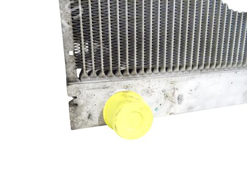Used Water radiator Water radiator 37503167 37503167