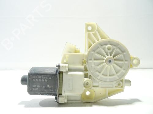 Left front window motor MERCEDES-BENZ GLA-CLASS (X156) | BP29301052E21