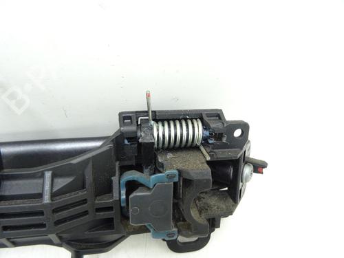 front-right-exterior-door-handle-toyota-verso-_r2_-2009-2010-2011-2012-2013-2014-2015-2016-2017-2018-31993651 main image