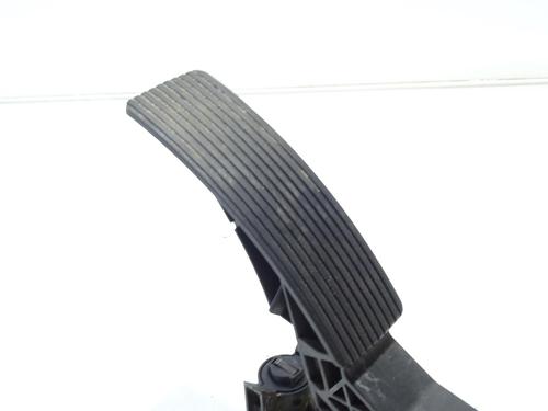 pedal-mercedes-benz-gl-class-x164-2006-2007-2008-2009-2010-2011-2012-30079447 main image