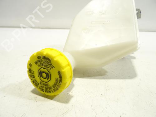 brake-master-cylinder-citroen-c3-iii-sx-2016-23786796 main image