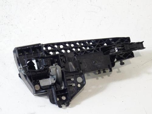 Used Front left exterior door handle Front left exterior door handle 20063229 20063229