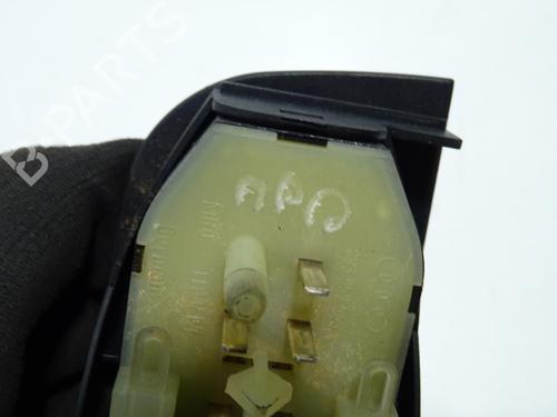Left front window switch AUDI 80 B4 Saloon (8C2) 2.0 E 16V quattro | BP27896266I27 - Image 4