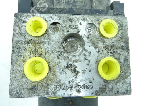 Used ABS pump ABS pump PEUGEOT 306 Hatchback (7A, 7C, N3, N5) 1.4 (75 hp) 30132182 30132182