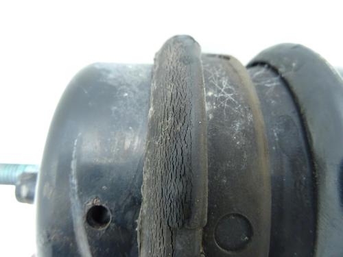 Used Engine mount Engine mount VW PHAETON (3D1, 3D2, 3D3, 3D4, 3D6, 3D7, 3D8, 3D9) 5.0 V10 TDI 4motion (313 hp) 33634329 33634329