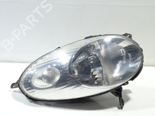 Used Right headlight NISSAN MICRA III (K12) 1.5 dCi (65 hp) 24662516