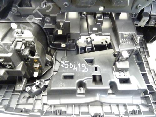 Dashboard PEUGEOT 208 II (UB_, UP_, UW_, UJ_) 1.2 PureTech 75 | BP28079942C46 