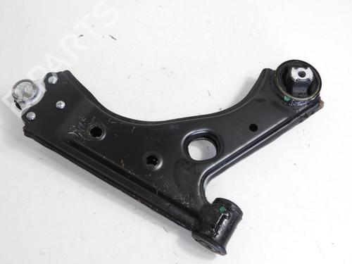 Used Left front suspension arm Left front suspension arm 20068798 20068798