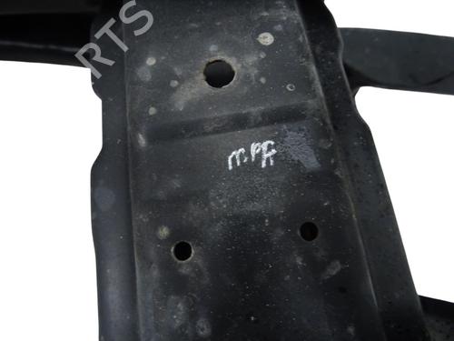 Used Front bumper reinforcement Front bumper reinforcement 39550707 39550707