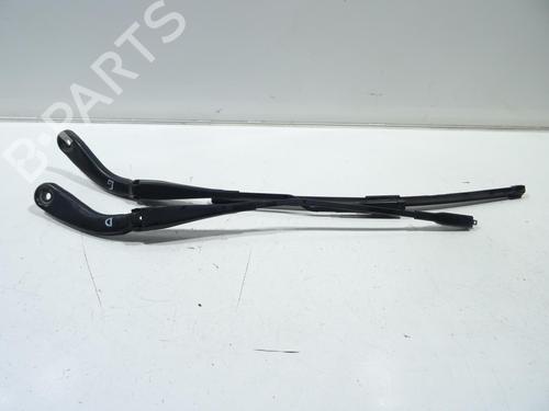 front-windshield-wiper-arm-bmw-1-f20-2011-2012-2013-2014-2015-2016-2017-2018-2019-32209183 main image