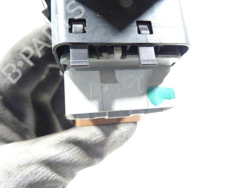 Left front window switch RENAULT LAGUNA II Grandtour (KG0/1_) 1.9 dCi | BP29937806I27
