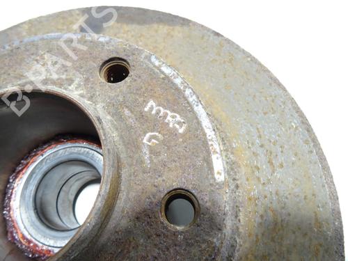 Used Left rear steering knuckle Left rear steering knuckle RENAULT TRAFIC II Bus (JL) 2.0 dCi 90 (JL00, JL01, JL0H, JL0M, JL0P, JL0S) (90 hp) 20062533 20062533