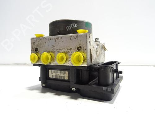 ABS Bremseaggregat RENAULT KANGOO / GRAND KANGOO II (KW0/1_) 1.5 dCi 90 (KW05, KW08, KW0G, KW11) (90 hp) 30771844