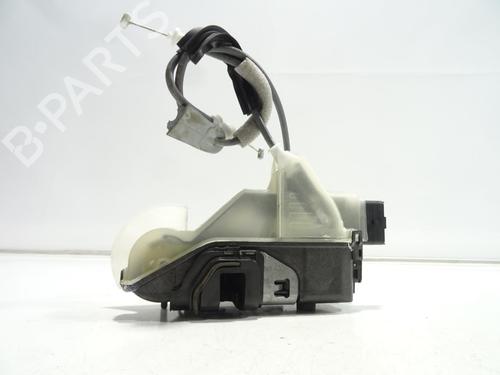Used Front left lock Front left lock 26124767 26124767