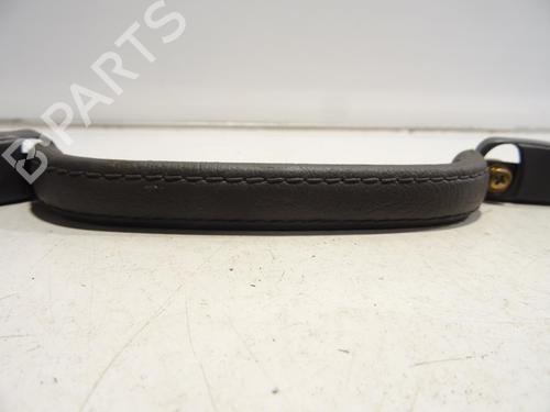 Used Interior roof handle Interior roof handle MITSUBISHI PAJERO II (V3_W, V2_W, V4_W, V5_W) 2.5 TD 4WD (V24W) (99 hp) 30124711 30124711