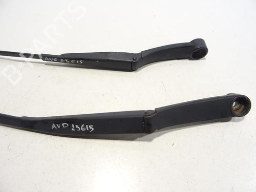 Front windshield wiper arm KIA CEE'D SW (ED) 1.6 CRDi 115 | BP29961229C143 