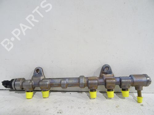 Rail D'Injecteurs ALFA ROMEO MITO (955_) 1.3 MultiJet (955AXP1A, 955AYC1A) (95 hp) 32104303