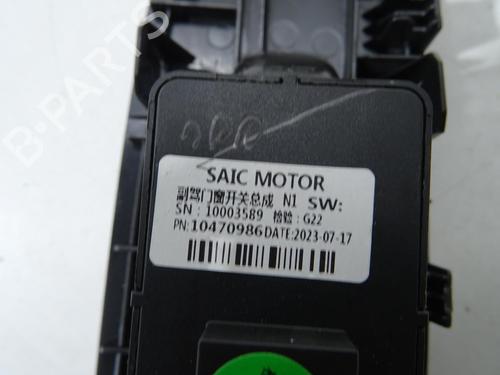 right-front-window-switch-mg-mg-zs-suv-azs1-2017-27928130 main image