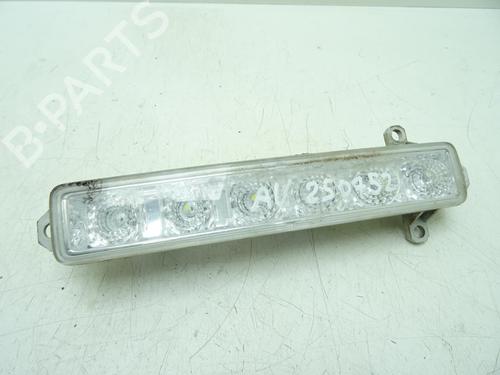 Højre positionslygte PEUGEOT 308 SW II (LC_, LJ_, LR_, LX_, L4_) 1.6 BlueHDi 120 (120 hp) 31641648