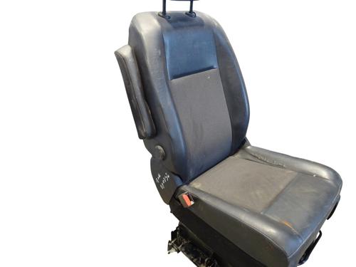 Left front seat PEUGEOT EXPERT Van (V_) 2.0 BlueHDi 120 | BP36032854C15 - Image 5