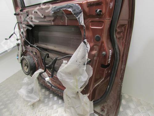 Right front door HYUNDAI SANTA FÉ I (SM) 2.0 CRDi 4x4 | BP20050158C3