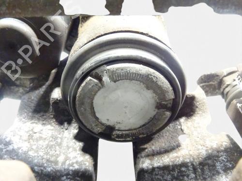 Used Left rear brake caliper Left rear brake caliper AUDI Q5 (8RB) 2.0 TDI quattro (170 hp) 40540286 40540286