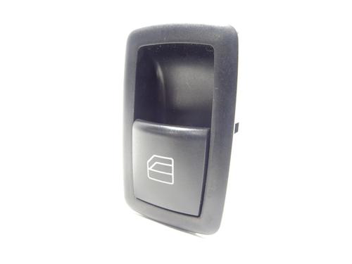 Used Right rear window switch MERCEDES-BENZ B-CLASS Sports Tourer (W245) B 200 CDI (245.208) (140 hp) 29158594